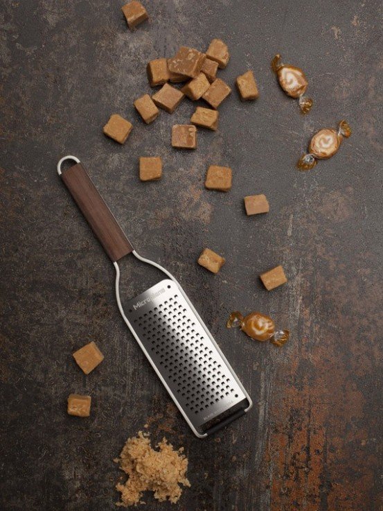 MICROPLANE Master Series: COARSE GRATER