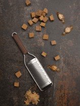 MICROPLANE Master Series: COARSE GRATER
