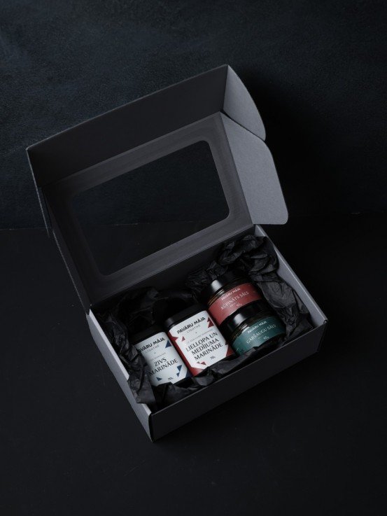 Pavāru Māja Spice Selection