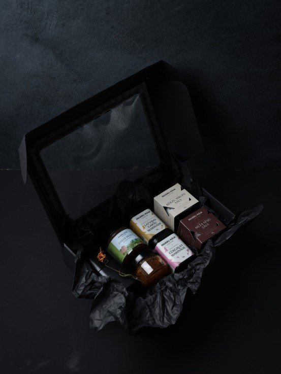 Pavāru Māja Taste Selection