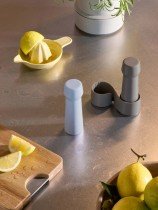 AMSTERDAM To-Go Salt and Pepper Mill Set