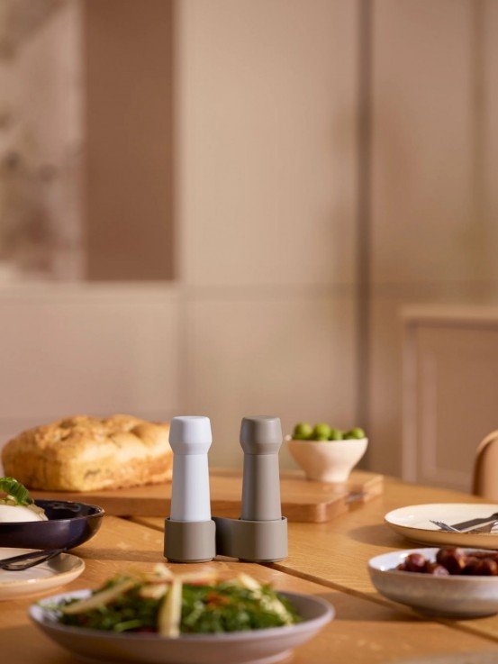 AMSTERDAM To-Go Salt and Pepper Mill Set