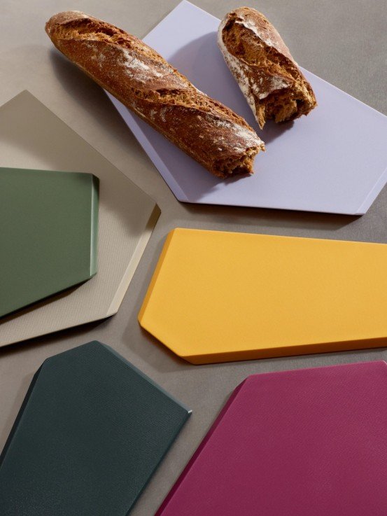 ZURICH CUTTING BOARD, SMALL (33 cm) 